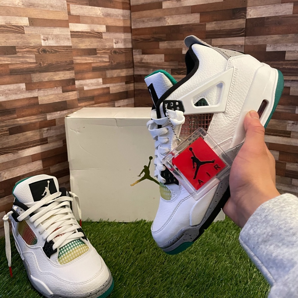 Air Jordan 4 Retro Rasta